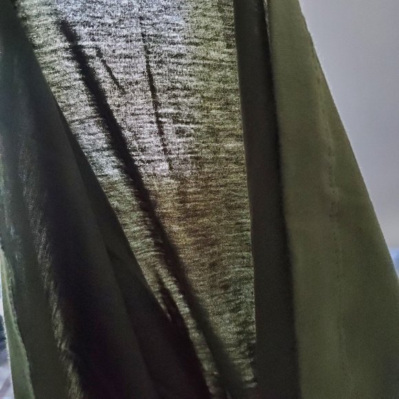 NIKE SPORTSWEAR MEN'S LONG-SLEEVE T-SHIRT ARMY GREEN - Picture 6 of 7